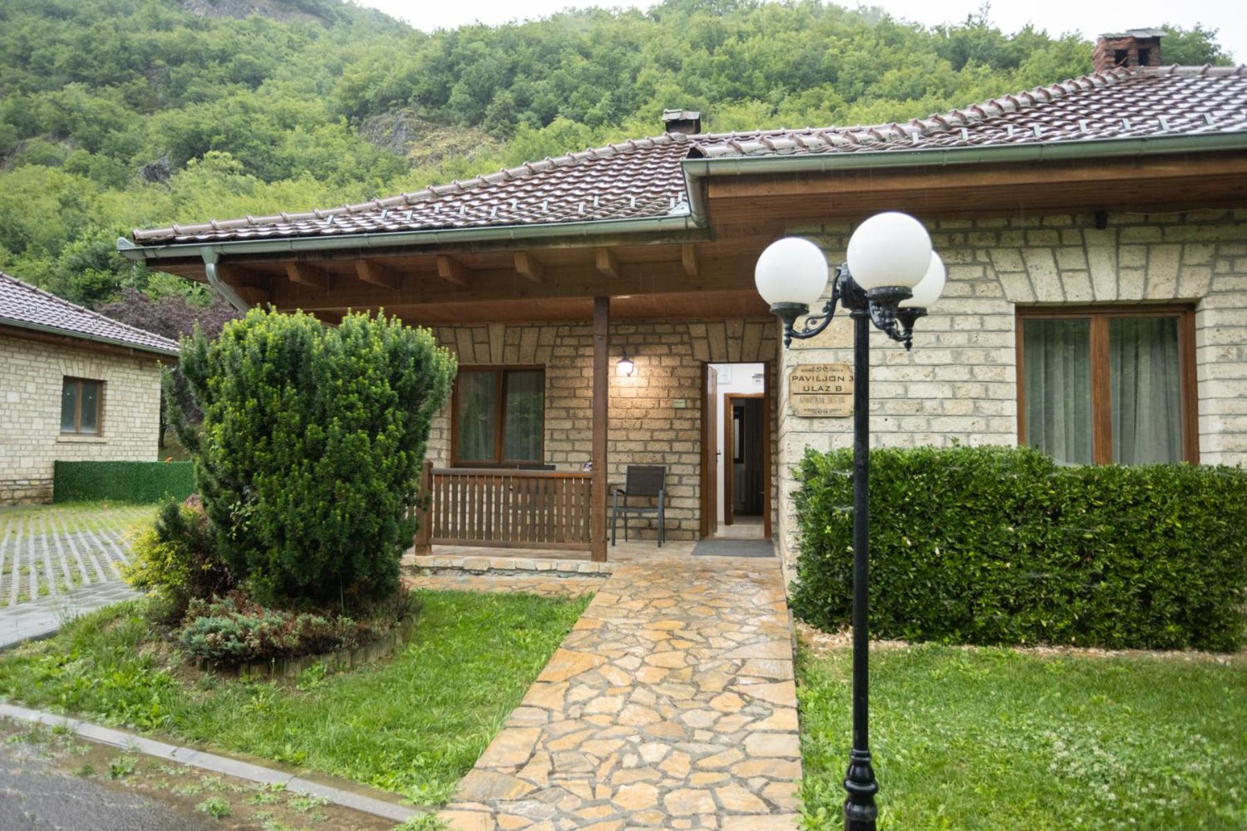Hotel Ras Pazariste Novi Pazar Buitenkant foto