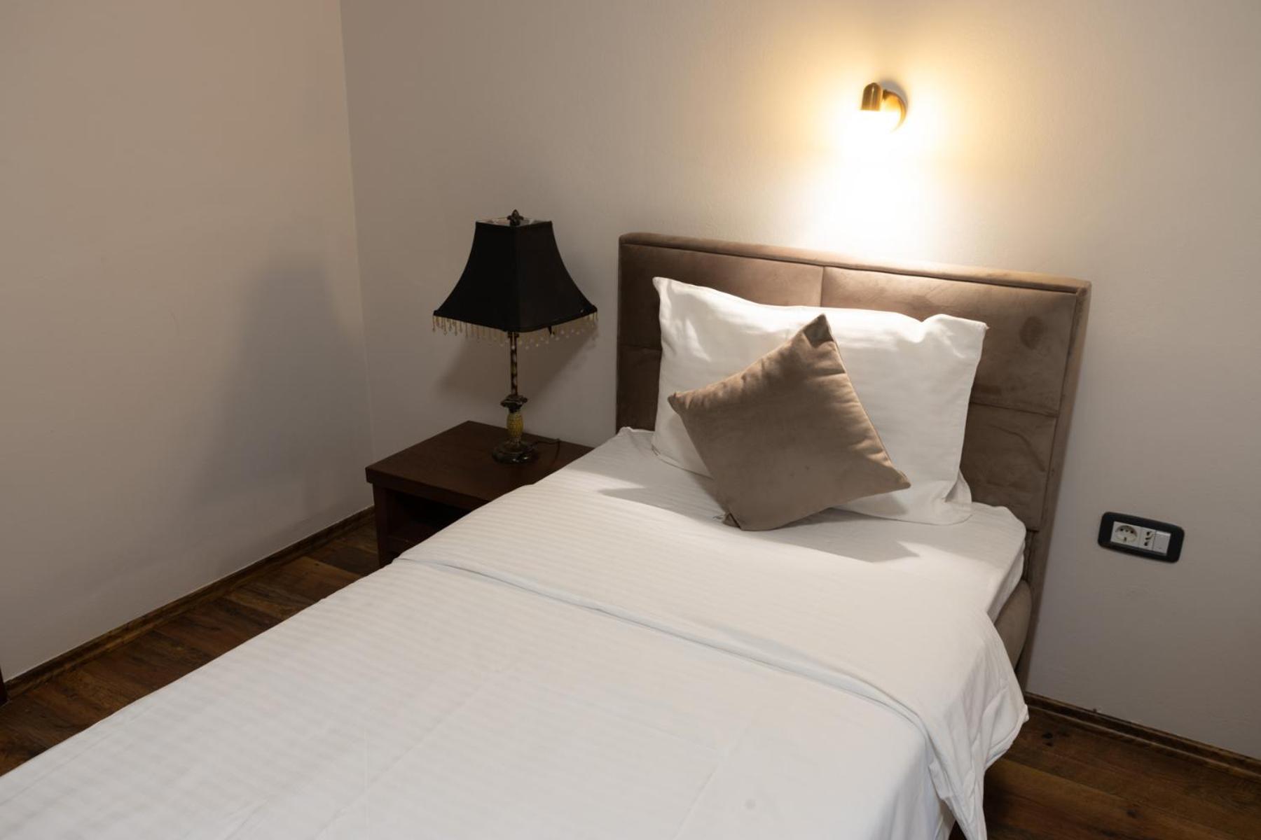 Hotel Ras Pazariste Novi Pazar Buitenkant foto